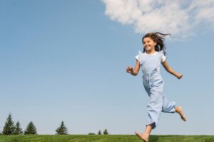 andar descalzo niños