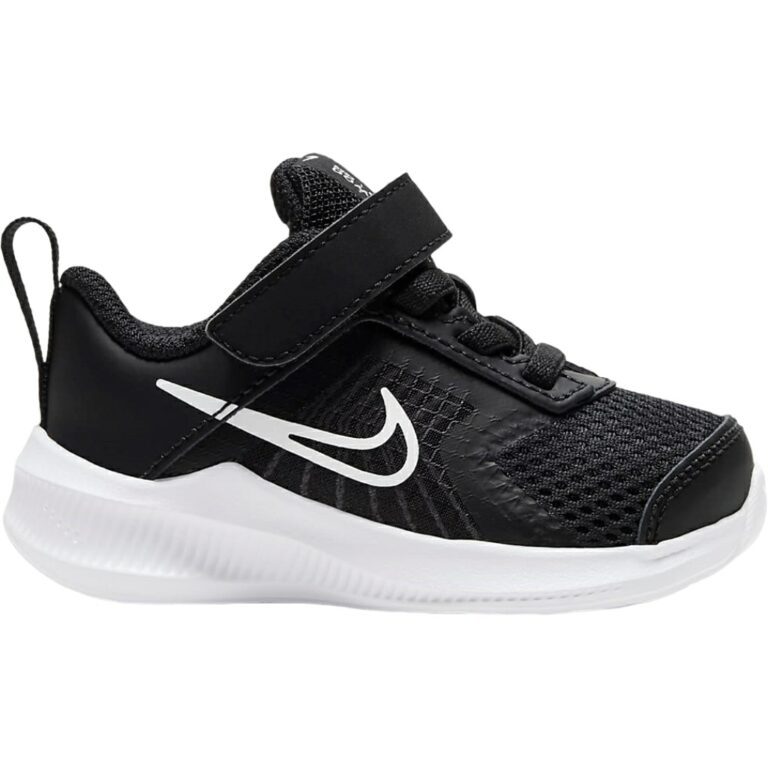 Deportivas Nike Downshifter 11 modelo CZ3967 en color negro/blanco