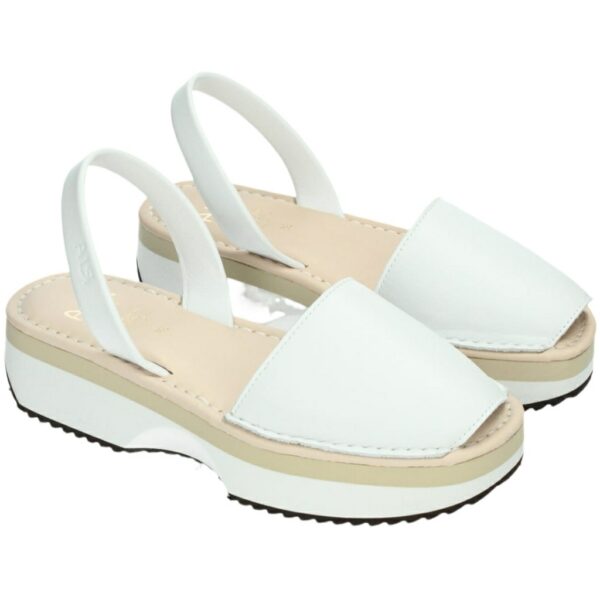 Menorquina Plataforma Munich Ria modelo 21930 en color blanco