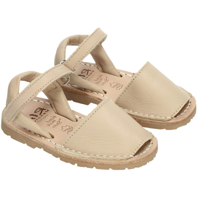 Menorquina de piel con velcro Ria Menorca modelo 20090 VELVET en color playa