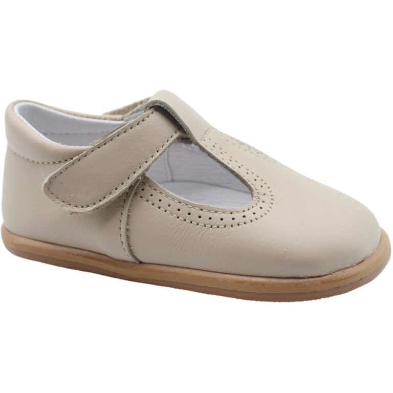 Sandalia Pepito Respetuosa Blanditos modelo PEPITO en color marfil