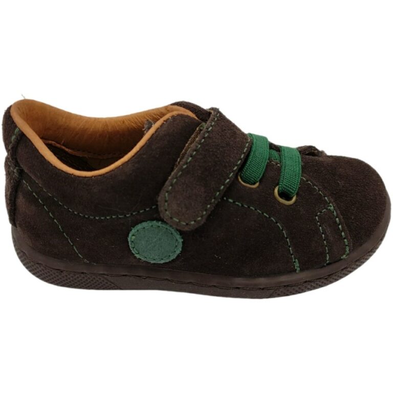 Zapatilla Velcro Piel Serrada modelo 1125 en color marron/verde