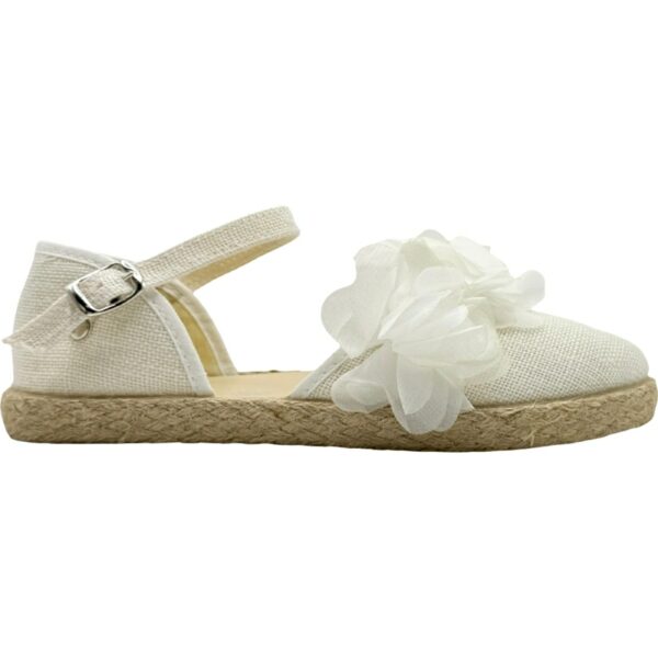 Alpargatas lino con adorno flores yute De Pablos modelo 36000 en color blanco