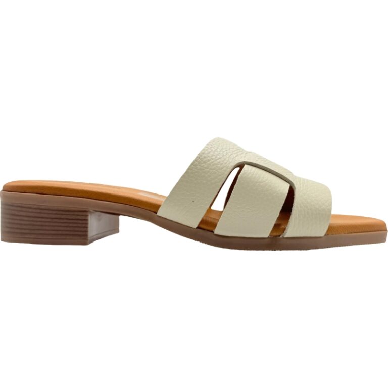 Sandalias Pala Slippers Piel con Tacón De Pablos modelo 5600 en color hielo