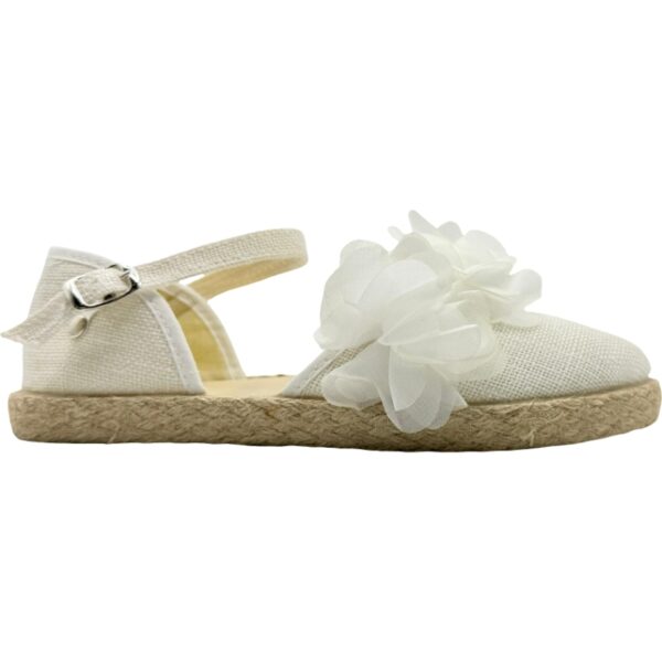 Alpargatas lino con adorno flores yute De Pablos modelo 36000 en color blanco