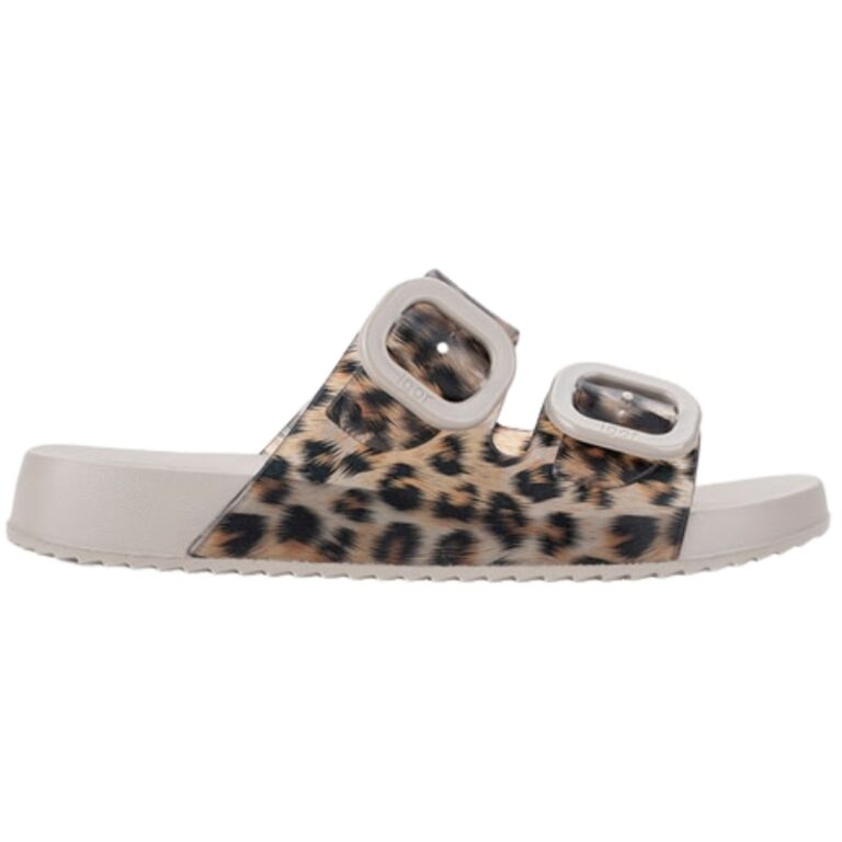 Chancla Hebillas Habana Animal Print Igor modelo S10336 en color arena