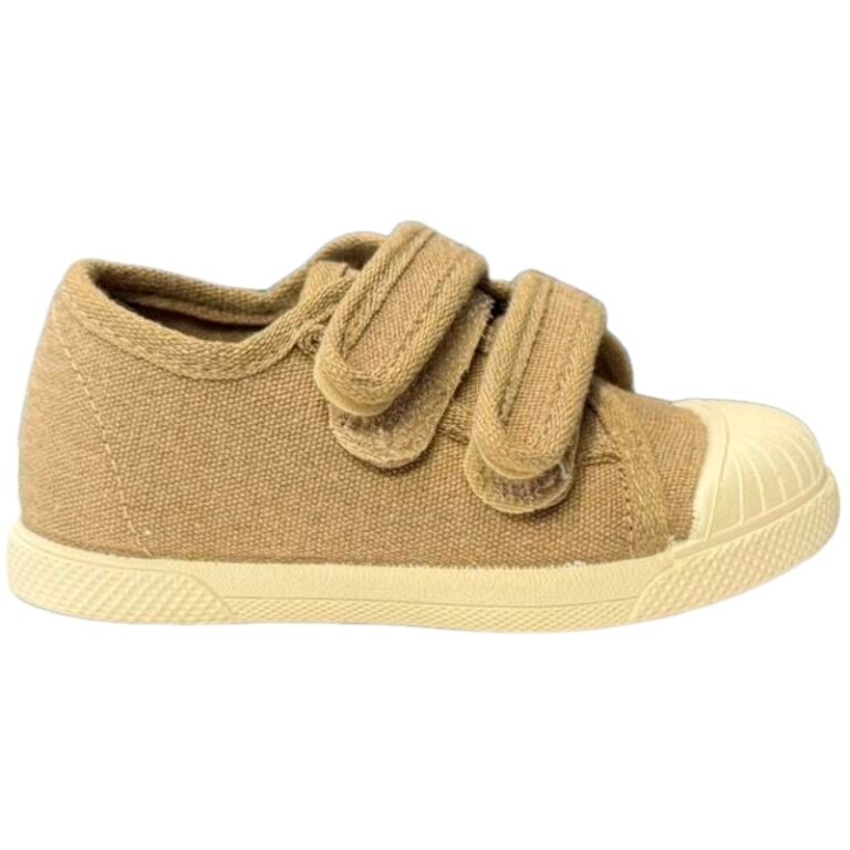 Zapatillas lona con velcro puntera Recy De Pablos modelo 4003 en color tostado