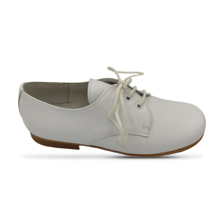 Etrusco Inglés Piel de Cordones modelo 371 en color blanco